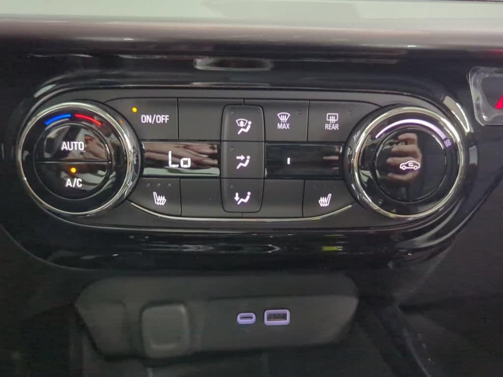 2026 Chevrolet Trax LT - Photo 19