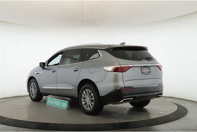 2023 Buick Enclave Essence - Photo 8