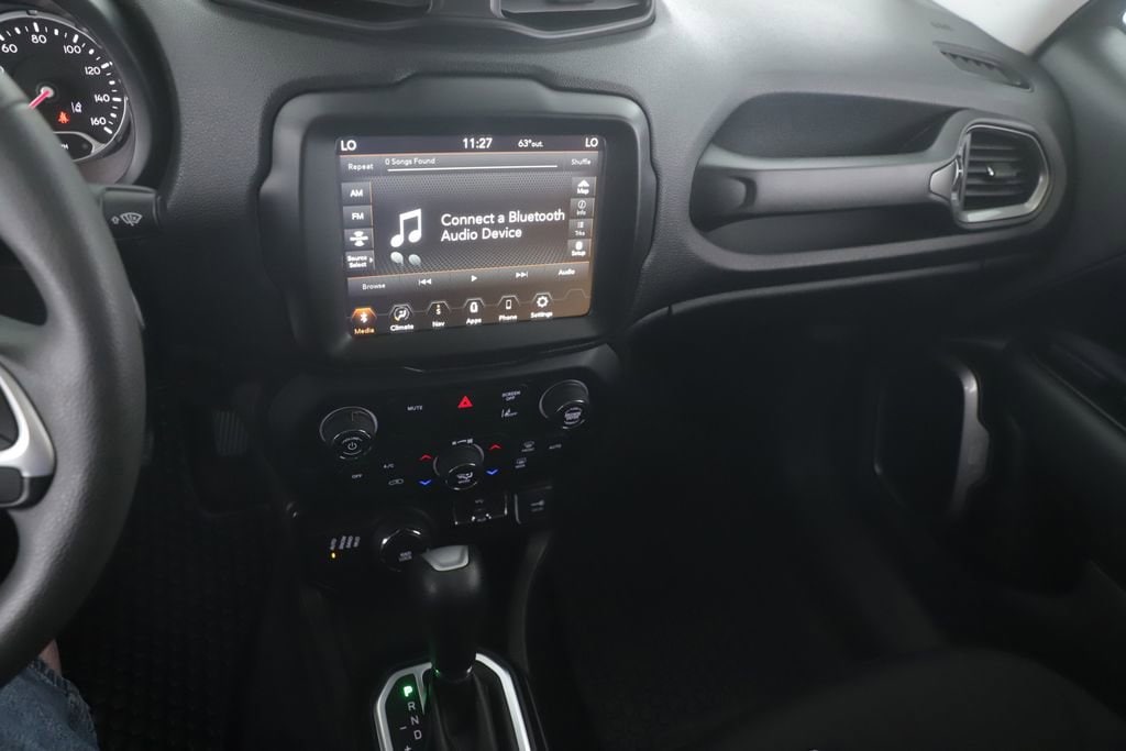 2023 Jeep Renegade Latitude - Photo 23