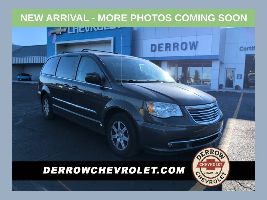 Used 2011 Chrysler Town & Country Touring with VIN 2A4RR5DG4BR775552 for sale in Ottawa, OH