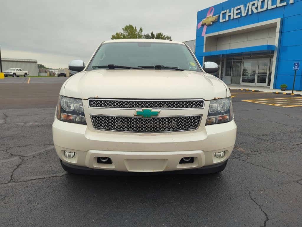 Used 2014 Chevrolet Suburban LTZ with VIN 1GNSKKE74ER144911 for sale in Ottawa, OH