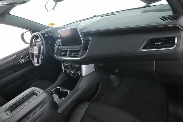 2024 GMC Yukon SLE - Photo 29