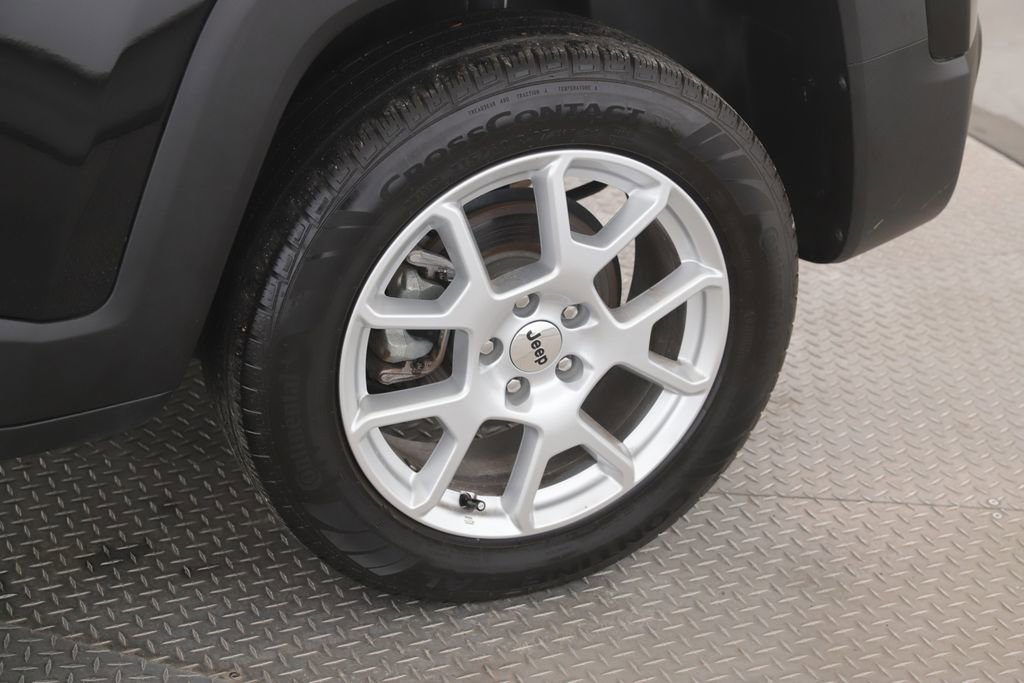 2023 Jeep Renegade Latitude - Photo 14