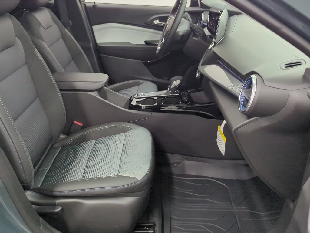 2026 Chevrolet Trax LT - Photo 29