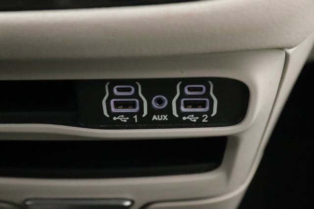 2021 Chrysler Pacifica Hybrid Touring L - Photo 25