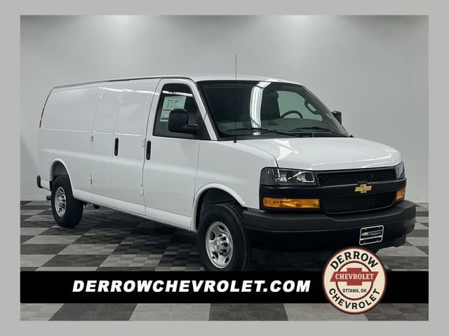 2026 Chevrolet Express 2500 Extended Work Van HD's photo