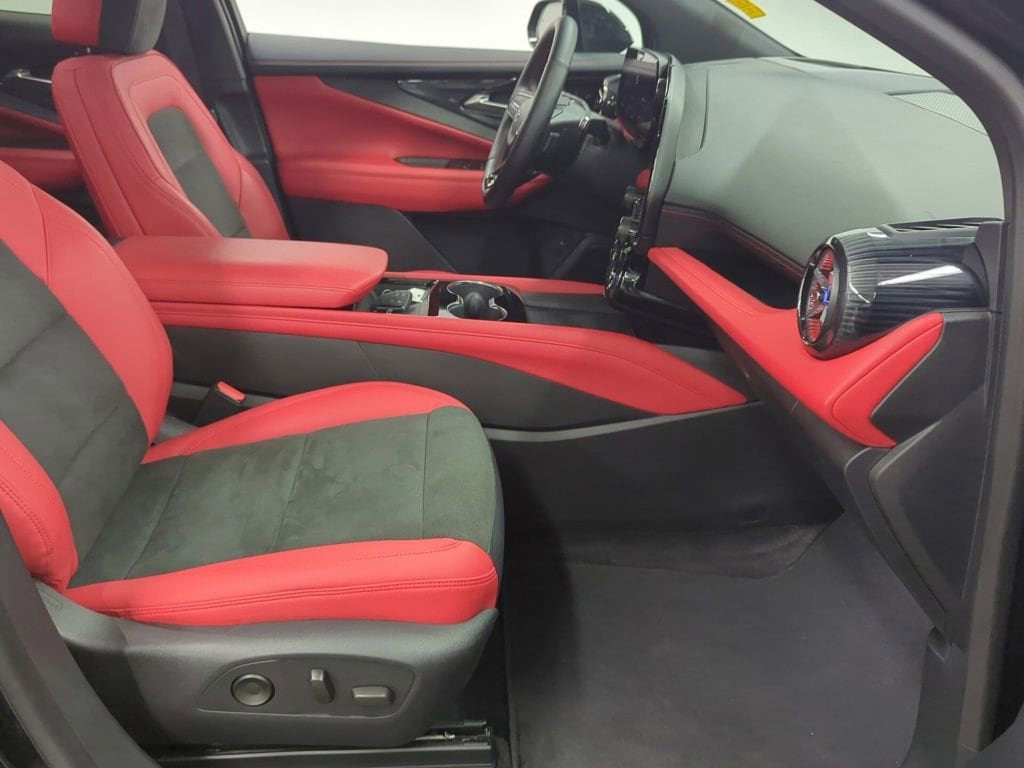 2024 Chevrolet Blazer EV RS - Photo 28