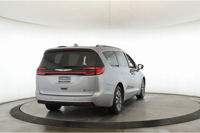 2021 Chrysler Pacifica Hybrid Touring L - Photo 7