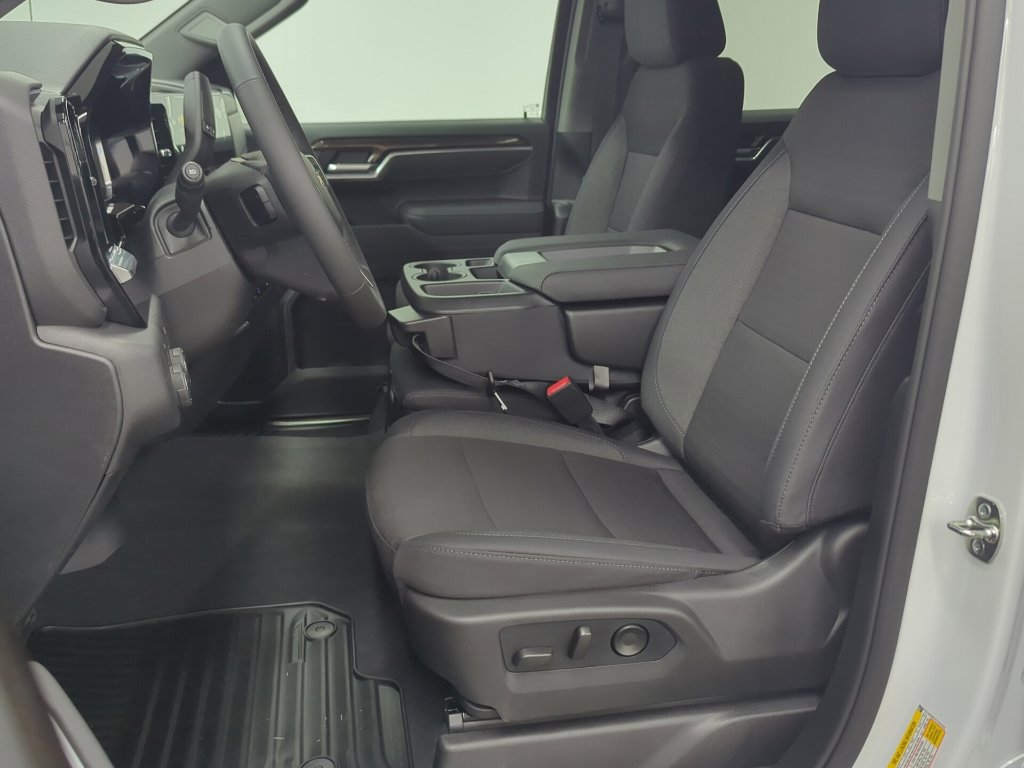 2026 Chevrolet Silverado 1500 LT - Photo 14