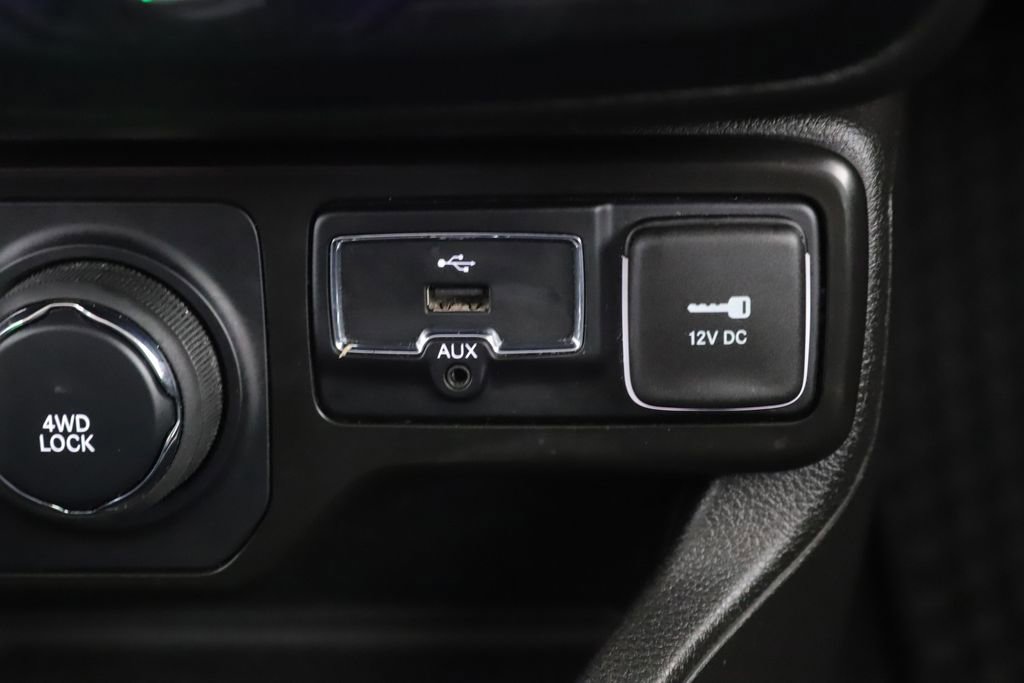 2023 Jeep Renegade Latitude - Photo 22