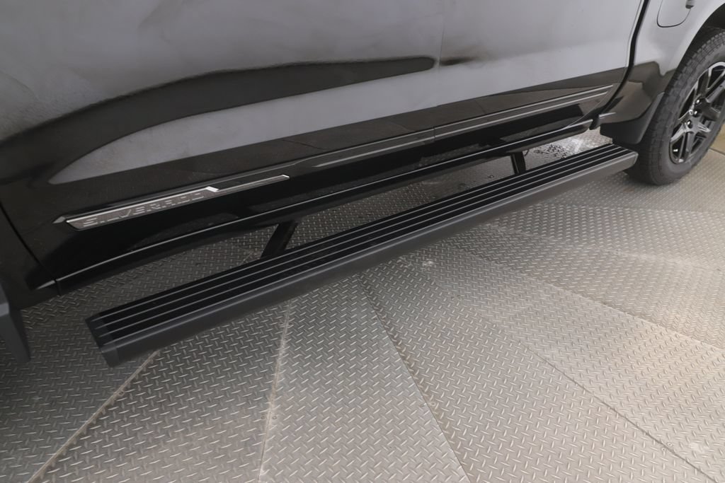 2026 Chevrolet Silverado 1500 High Country - Photo 16