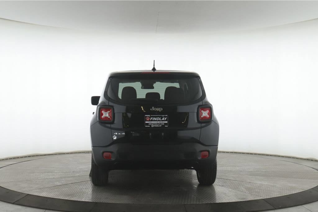 2023 Jeep Renegade Latitude - Photo 11