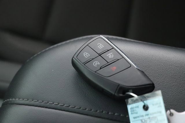2024 GMC Yukon SLE - Photo 3
