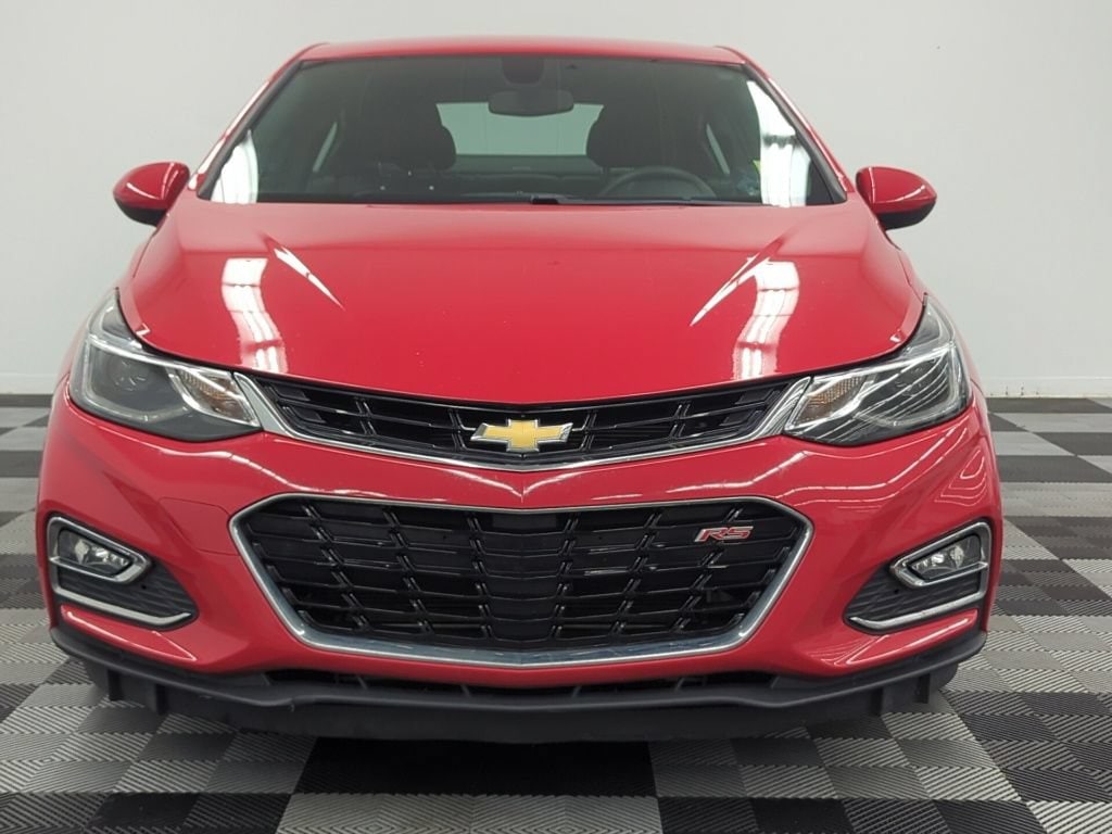 Used 2017 Chevrolet Cruze LT with VIN 1G1BE5SM8H7159612 for sale in Ottawa, OH