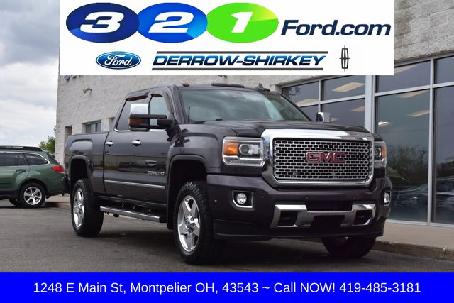 2015 GMC Sierra 4WD Crew Cab Short Box's photo