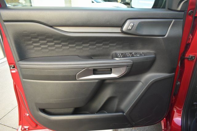 2025 Ford Ranger XLT - Photo 14