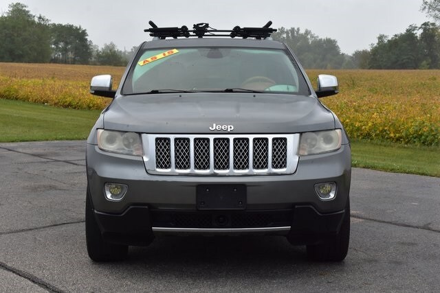 2012 Jeep Grand Cherokee Overland Summit photo 4