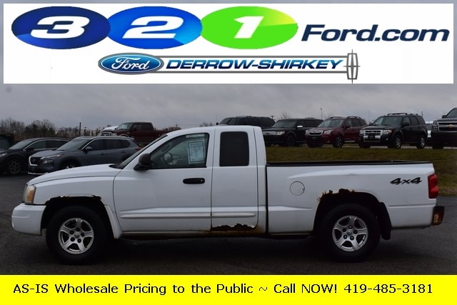Used 2005 Dodge Dakota SLT with VIN 1D7HW42N85S226211 for sale in Montpelier, OH