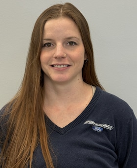 Staff member Elizabeth Hardy from ID_a4d3ba92b19b