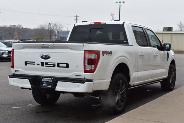 2023 Ford F-150 Lariat FX4 photo 3