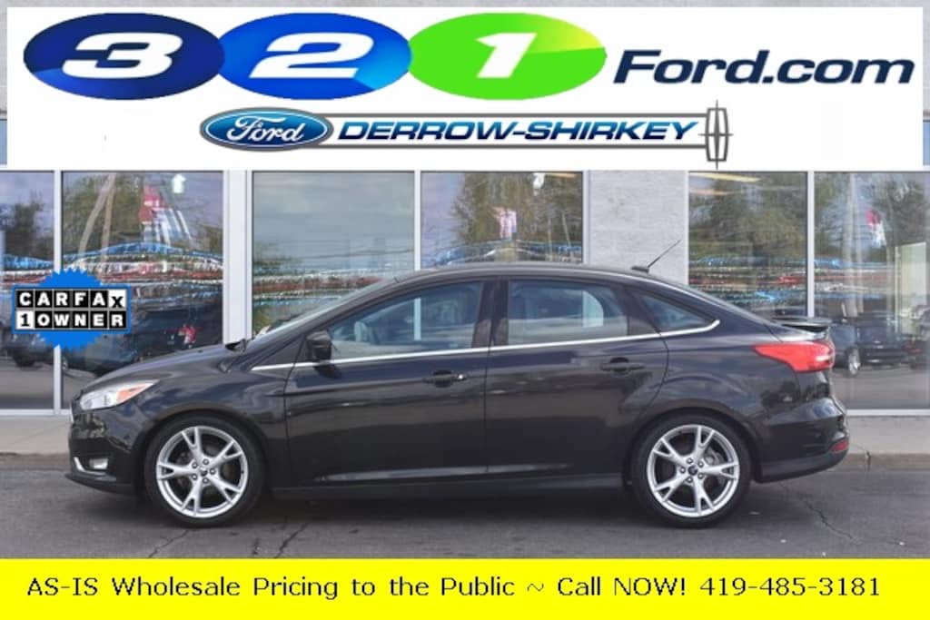 Used 2015 Ford Focus Titanium with MOONROOF, TECH PKG and NAVIGATION Sedan