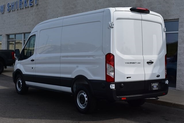 2025 Ford Transit Cargo Van photo 4