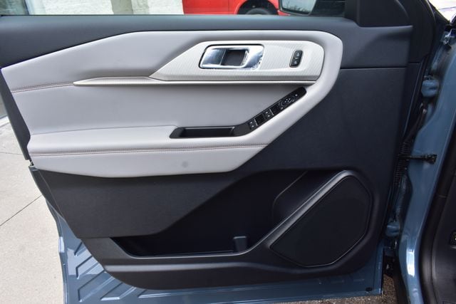 2026 Ford Explorer Active - Photo 18