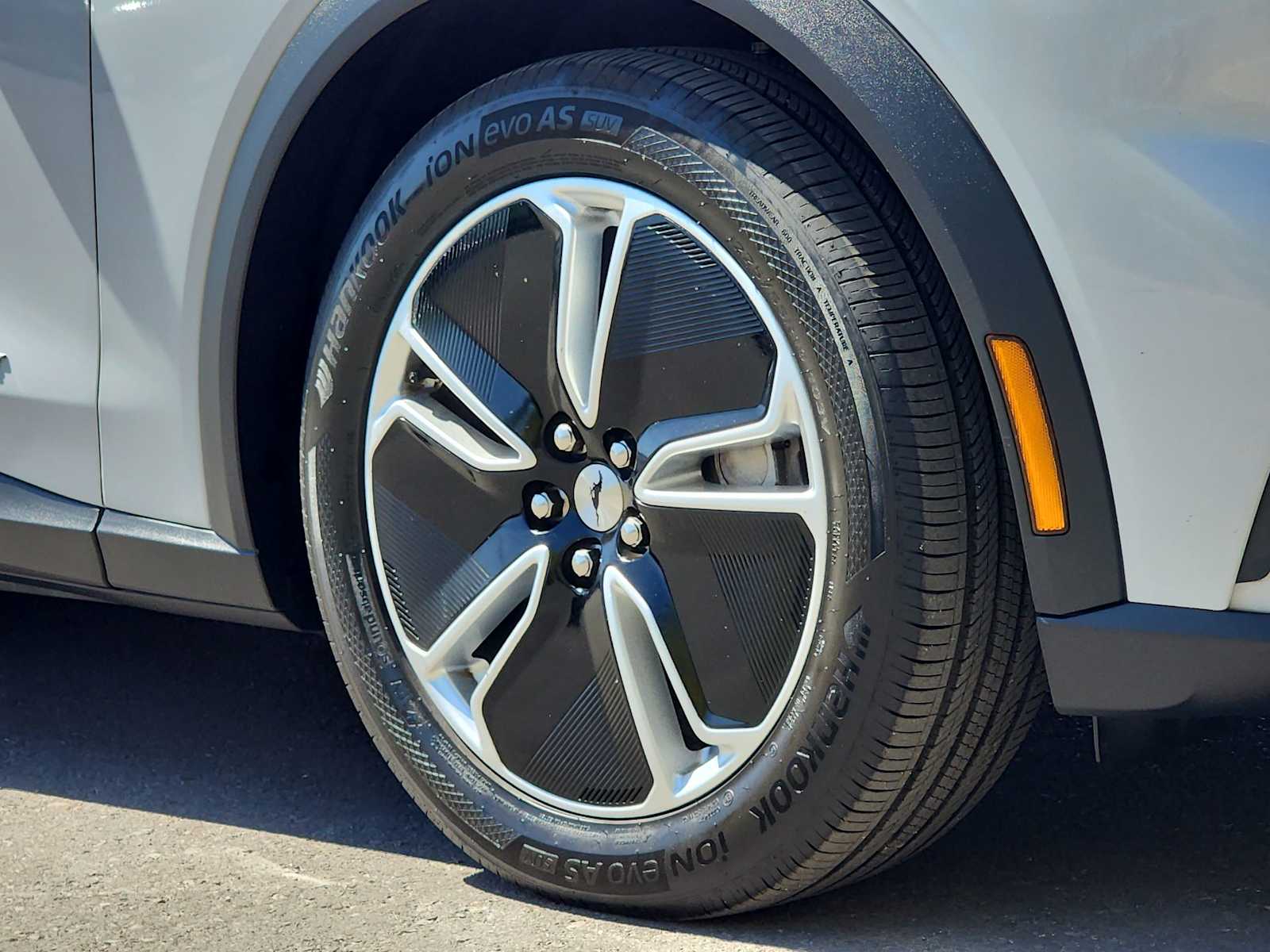 Thumbnail: 2021 Ford Mustang Mach-E - 12