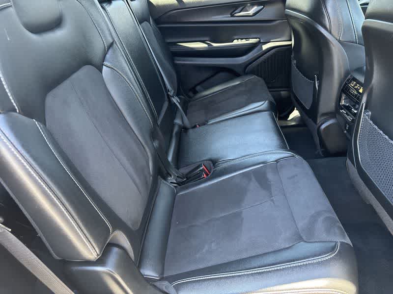 Thumbnail: 2024 Jeep Grand Cherokee L - 17