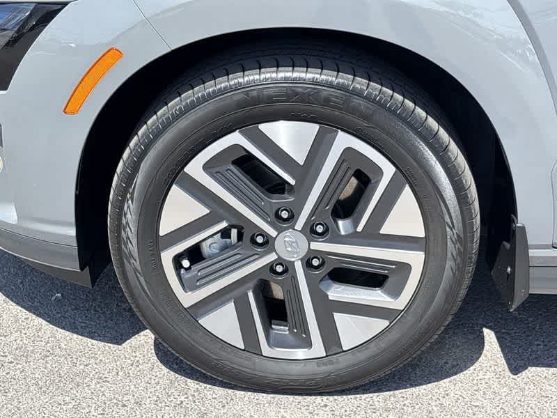 Thumbnail: 2022 Hyundai Kona - 12