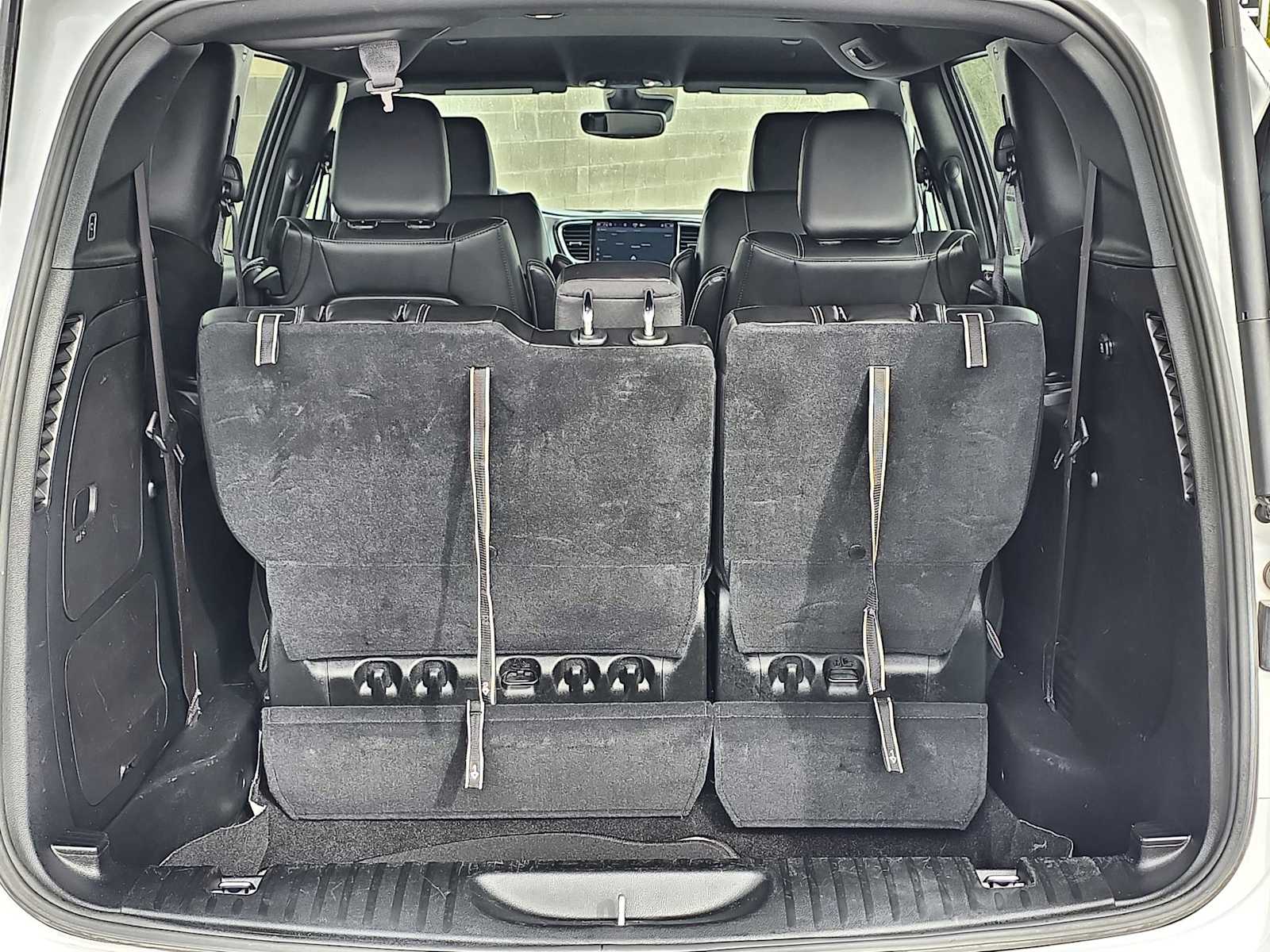 Thumbnail: 2024 Chrysler Pacifica - 23