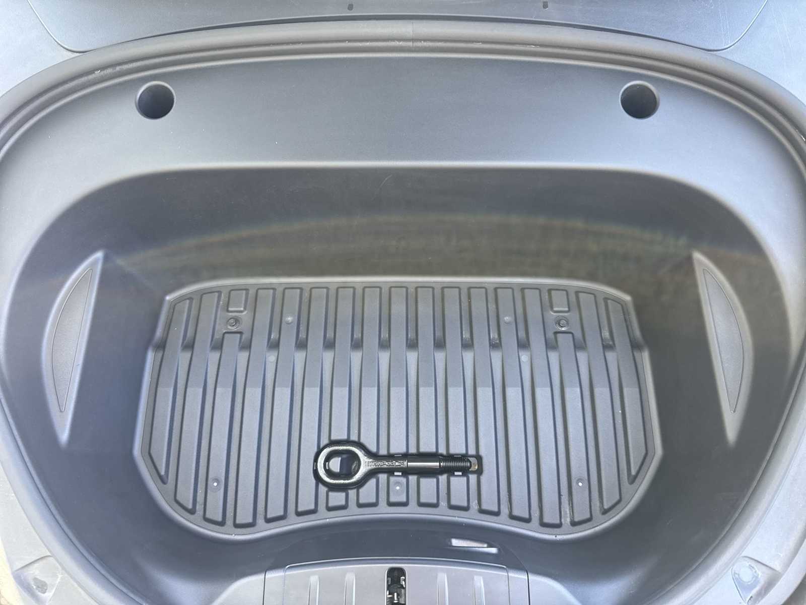 Thumbnail: 2023 Tesla Model 3 - 13
