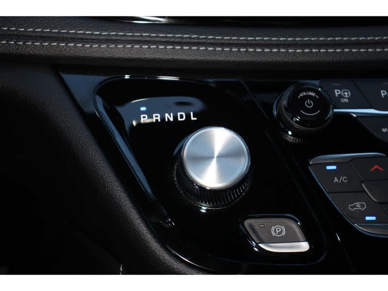 2025 Chrysler Pacifica Hybrid S Appearance 22