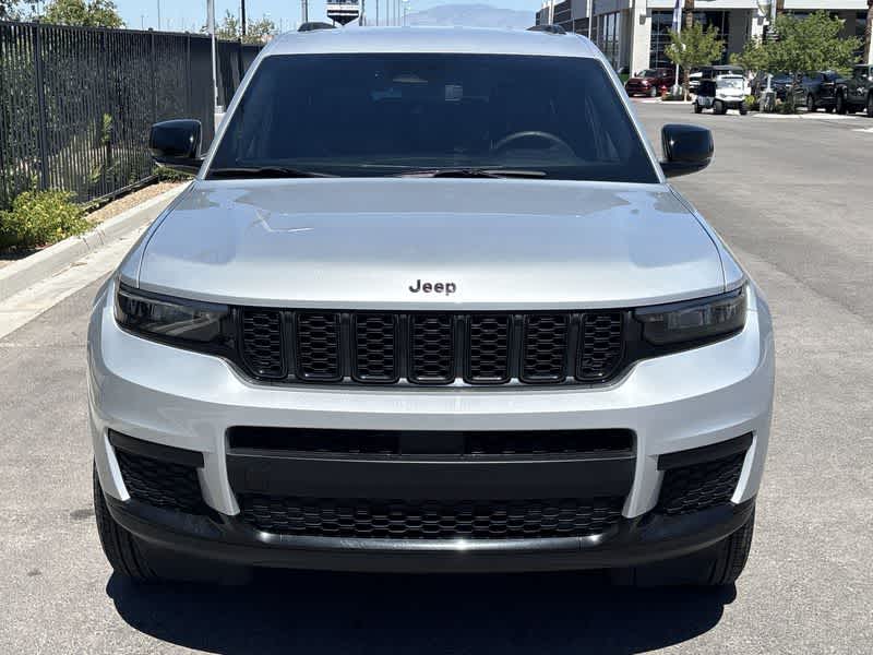 Thumbnail: 2024 Jeep Grand Cherokee L - 3