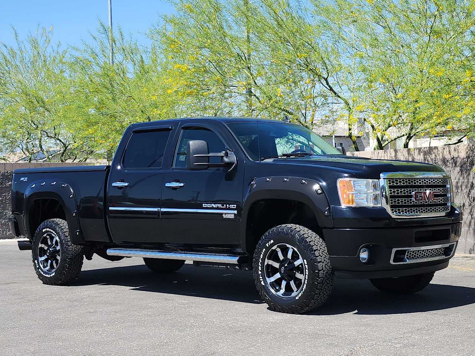 Thumbnail: 2012 GMC Sierra 2500 - 3