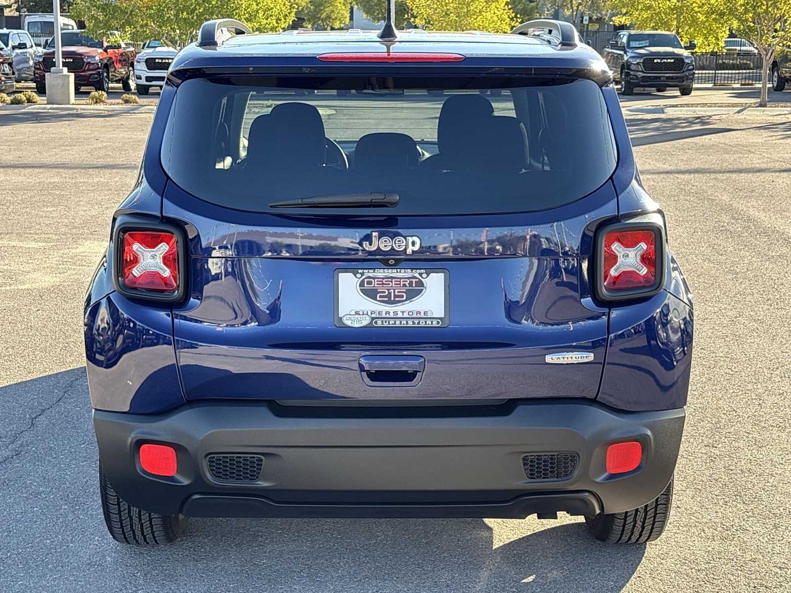 Thumbnail: 2018 Jeep Renegade - 8