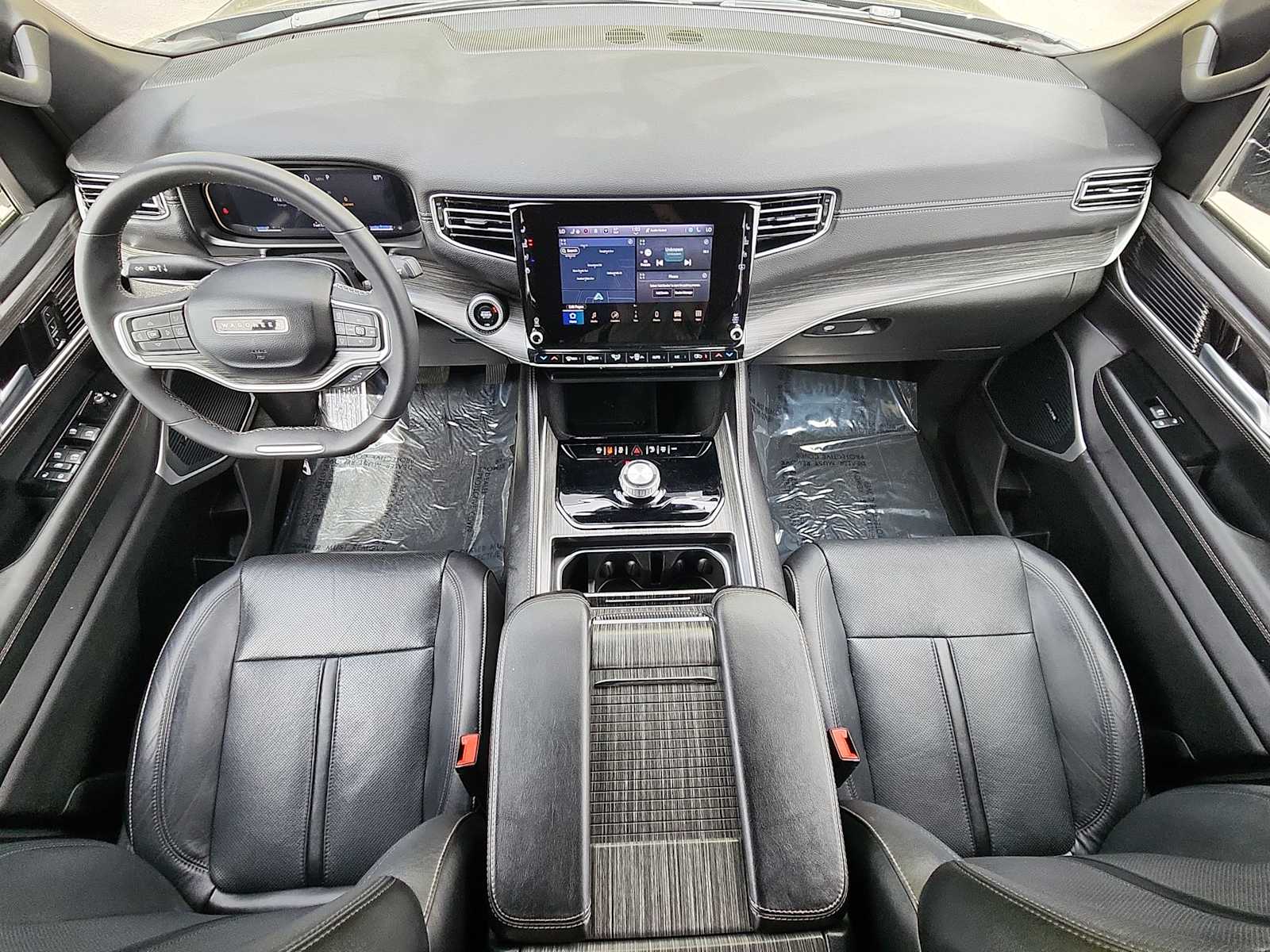 Thumbnail: 2024 Jeep Wagoneer - 14