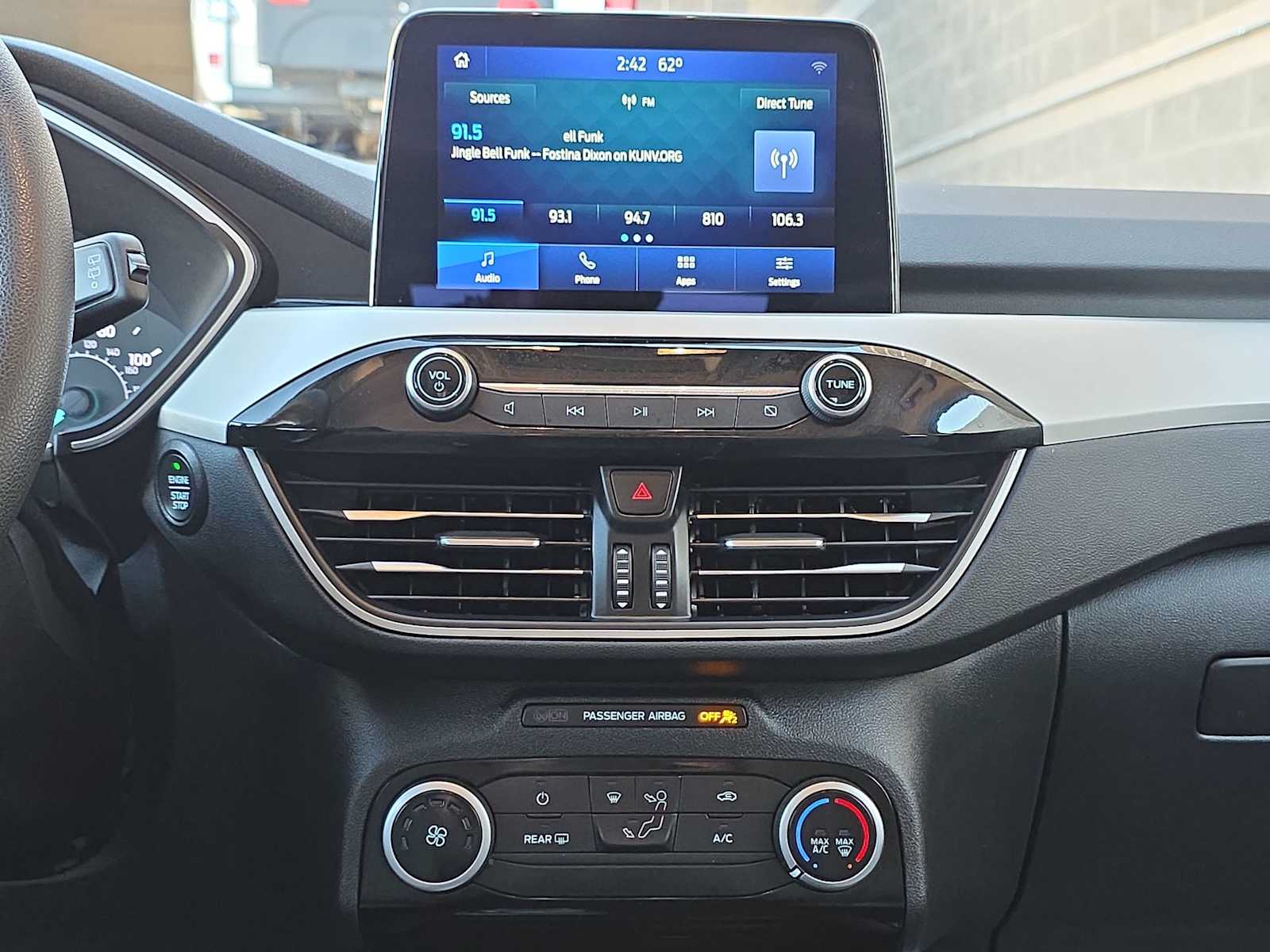 Thumbnail: 2022 Ford Escape - 20