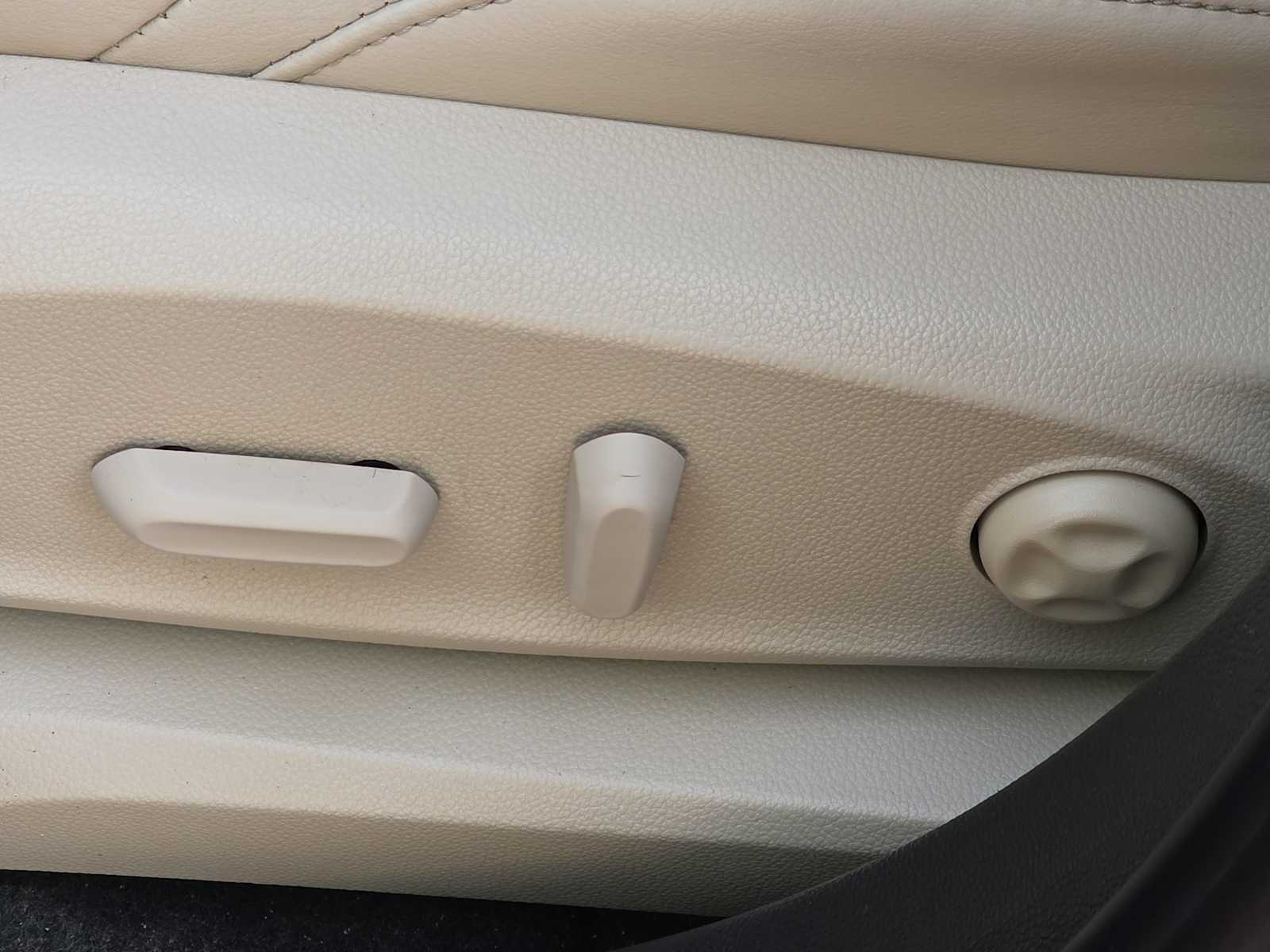 Thumbnail: 2017 Buick Envision - 28