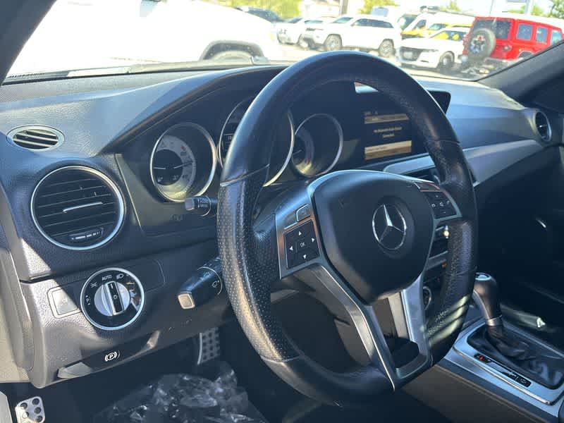Thumbnail: 2012 Mercedes-Benz C-Class - 10