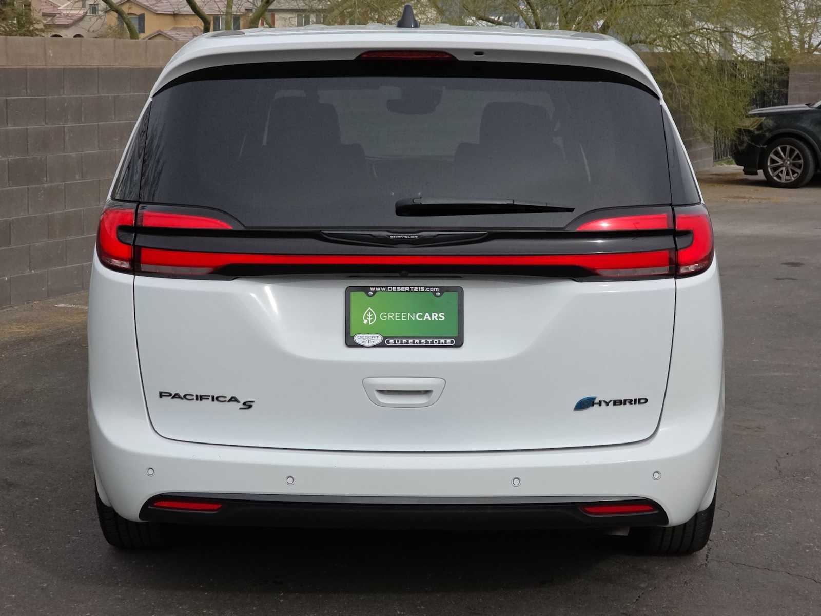 Thumbnail: 2024 Chrysler Pacifica - 8
