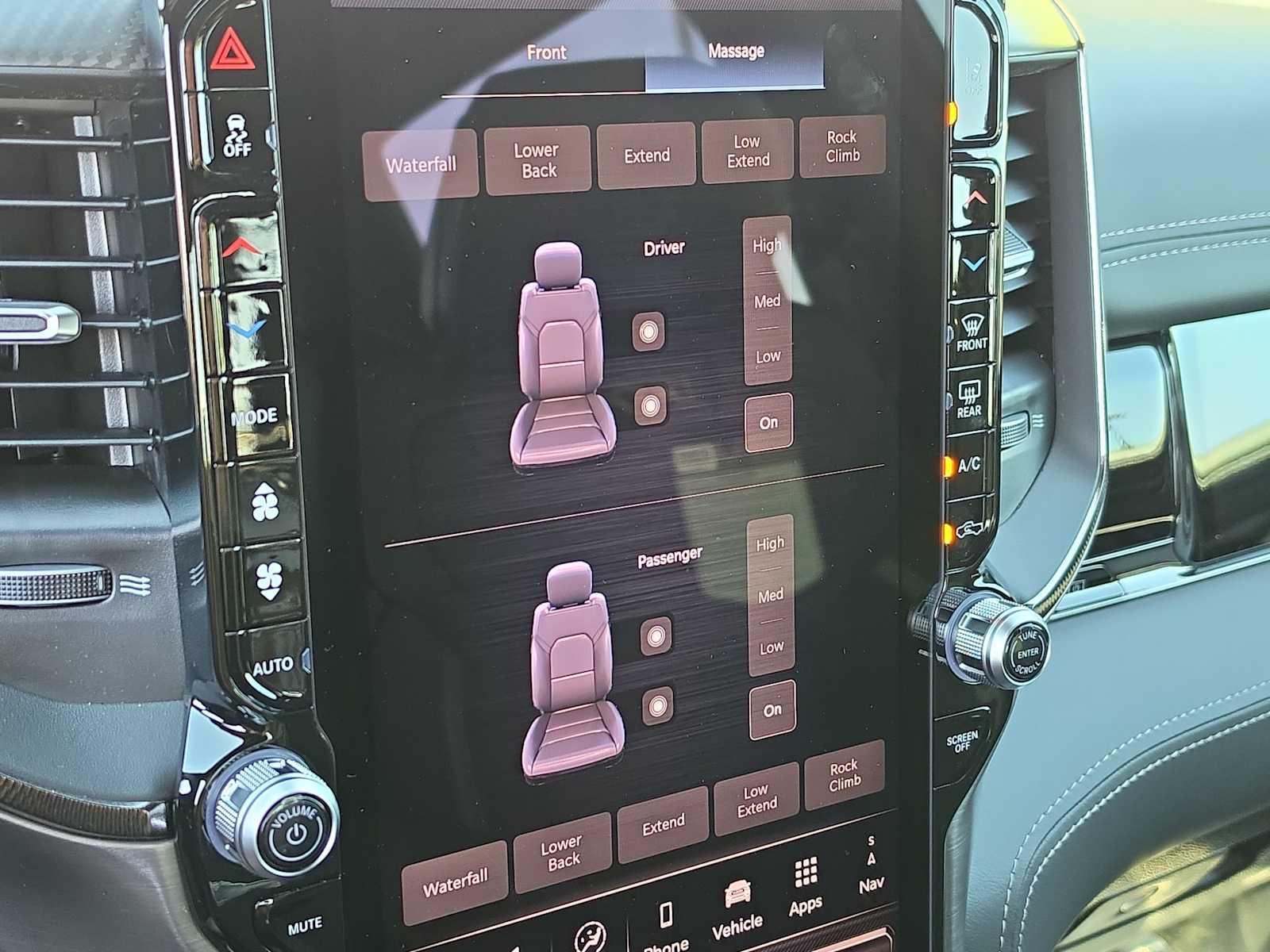 Thumbnail: 2026 RAM 1500 - 13