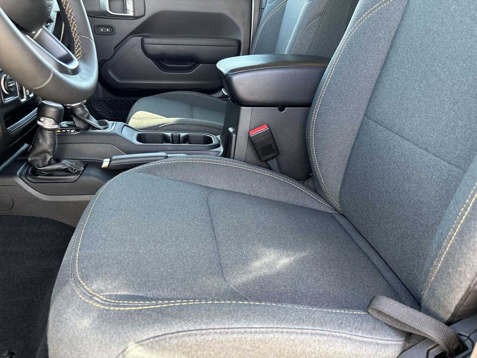 Thumbnail: 2024 Jeep Wrangler - 15