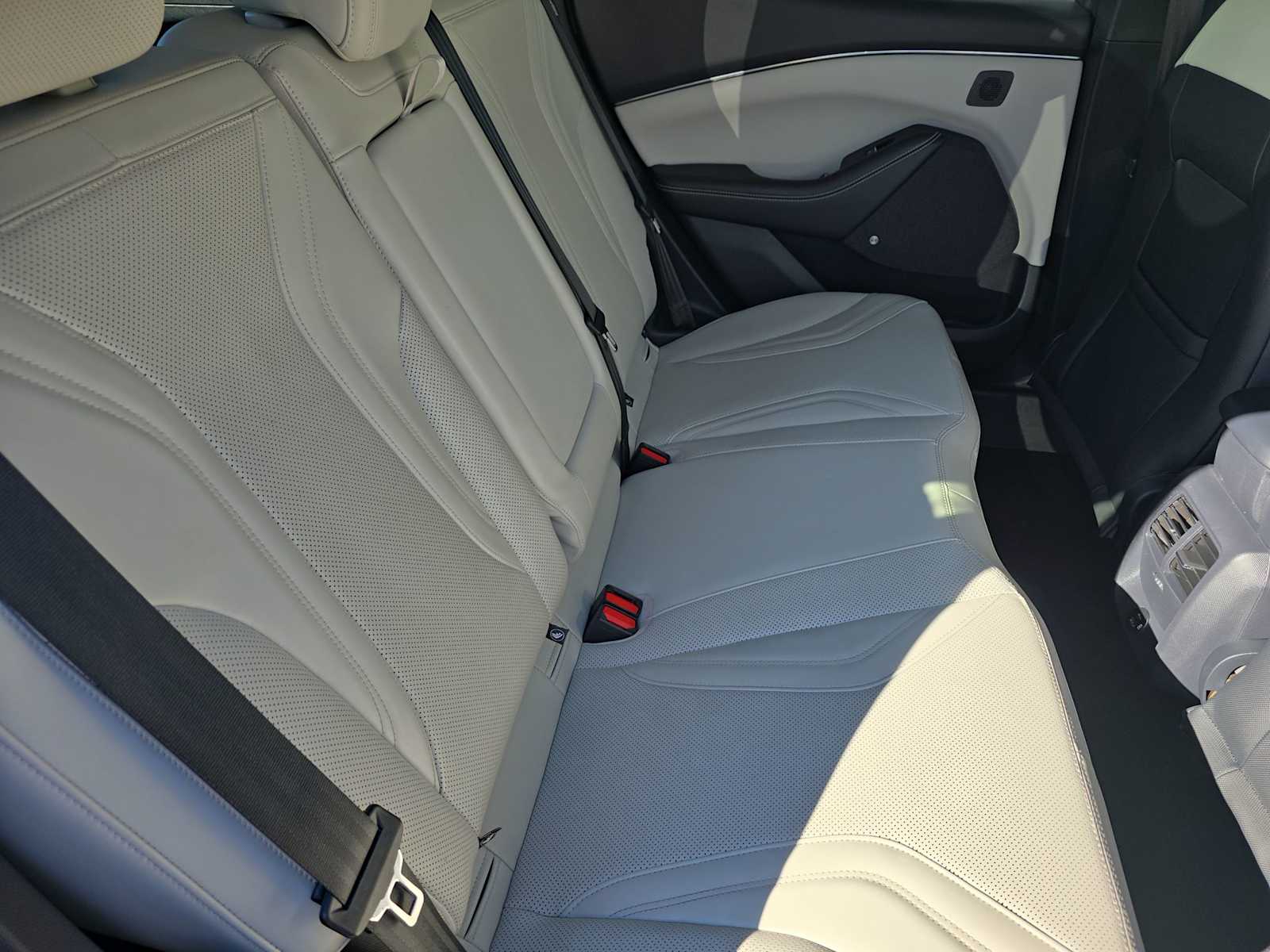 Thumbnail: 2021 Ford Mustang Mach-E - 17