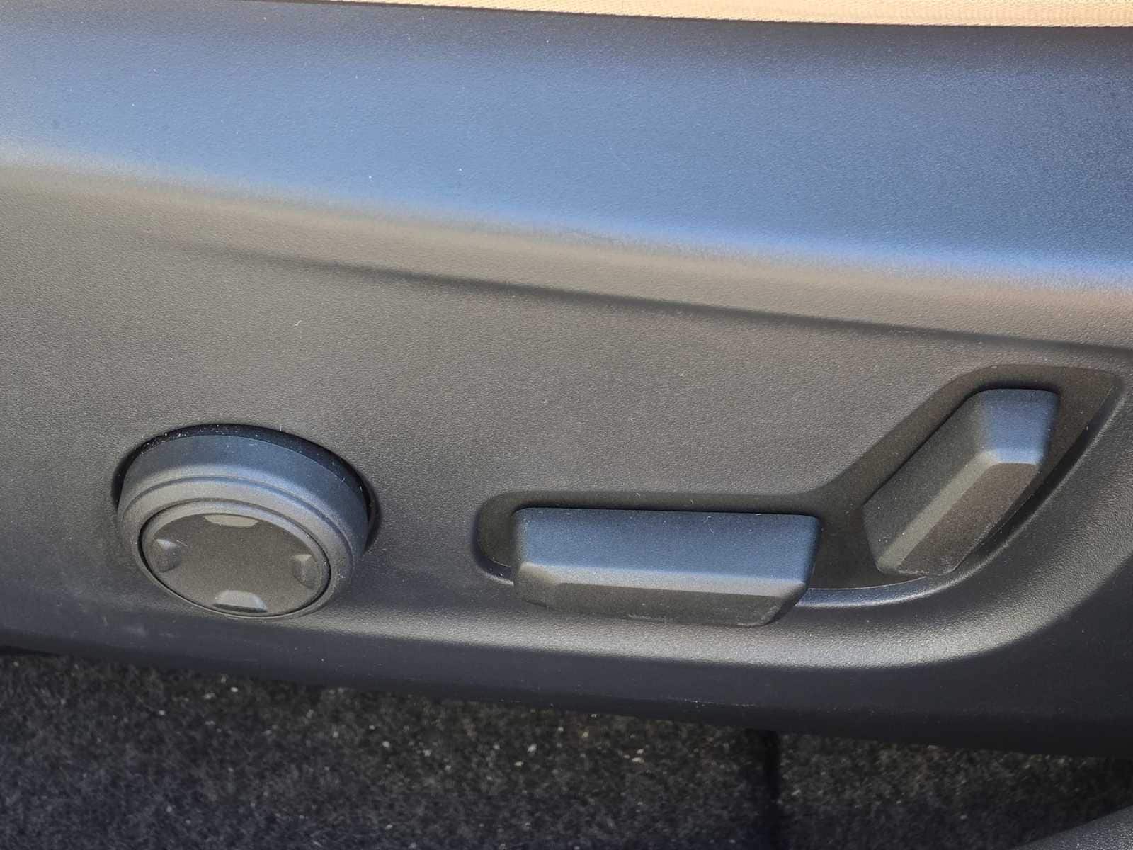 Thumbnail: 2021 Polestar 2 - 26