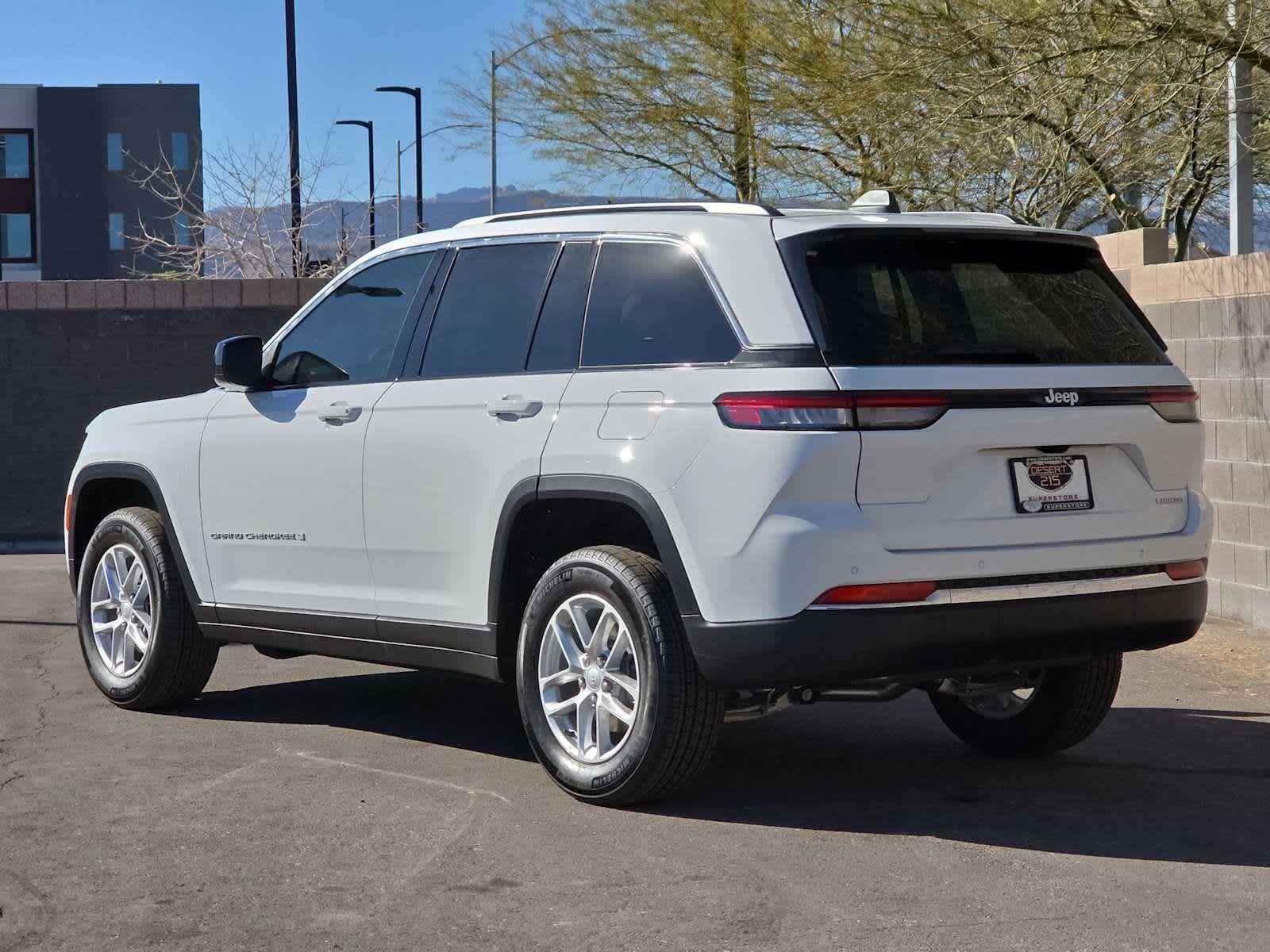 Thumbnail: 2025 Jeep Grand Cherokee - 7