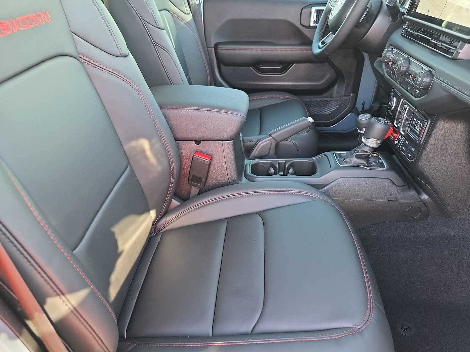 Thumbnail: 2026 Jeep Wrangler - 20