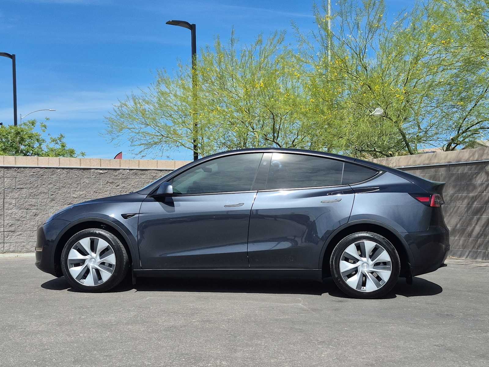 Thumbnail: 2024 Tesla Model Y - 6