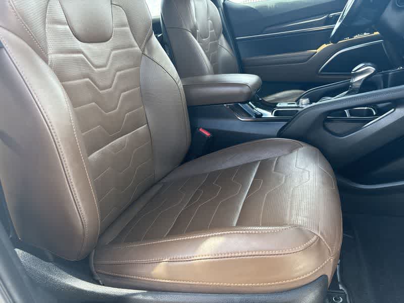 Thumbnail: 2022 Kia Telluride - 18