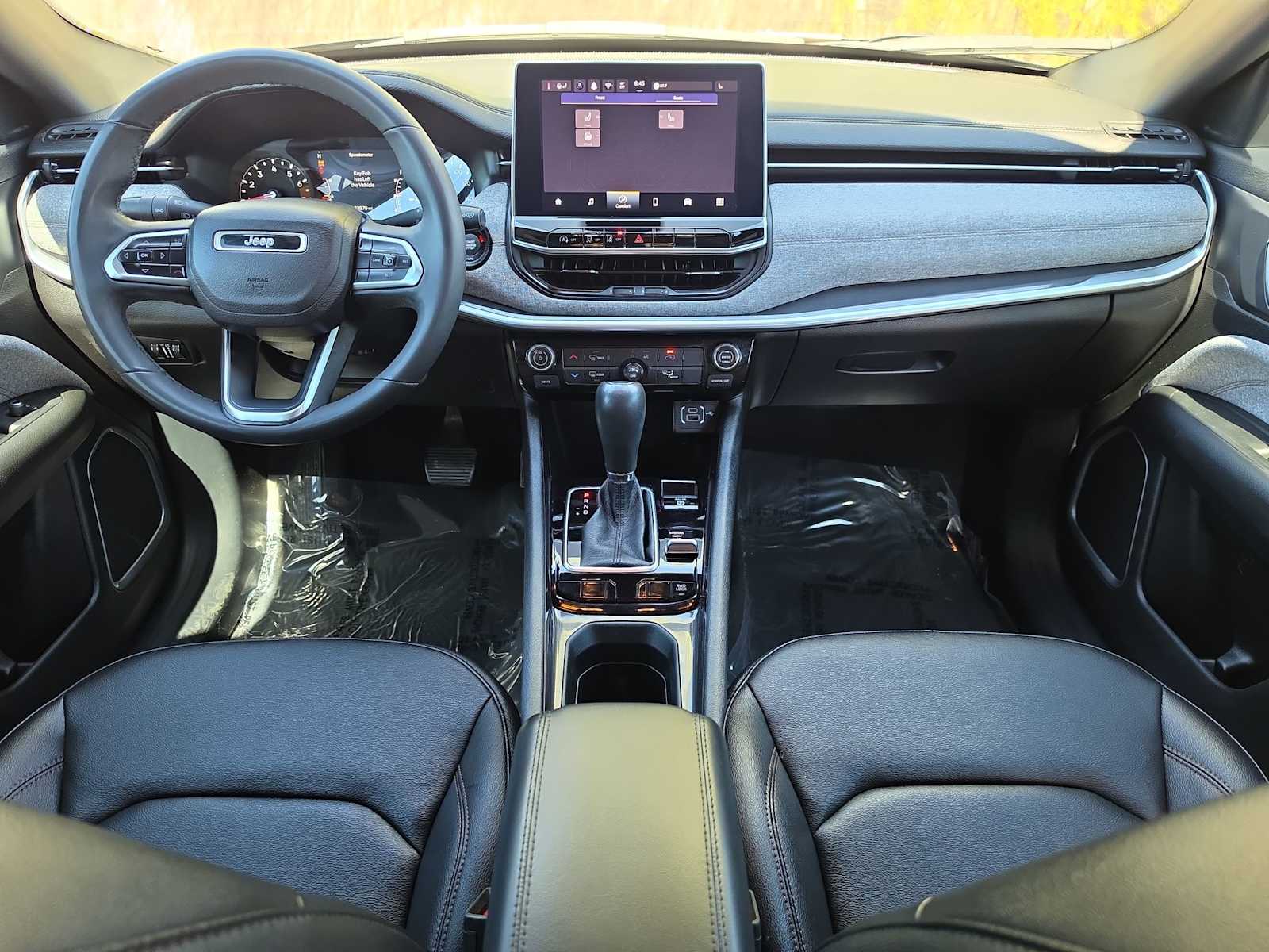 Thumbnail: 2024 Jeep Compass - 14